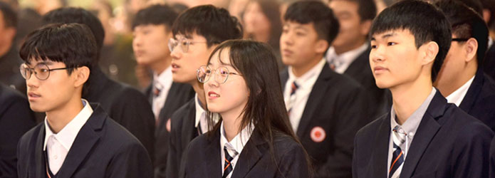 高級(jí)(jí)中學(xué)(xué)